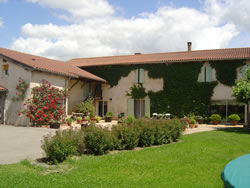 chambre hote Eglantyne taponas beaujolais chambre hote Eglantyne taponas beaujolais